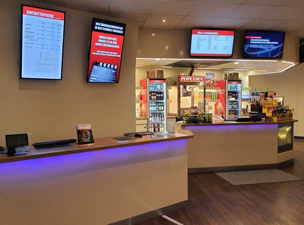 Foyer der Kinostar Filmwelt Mosbach